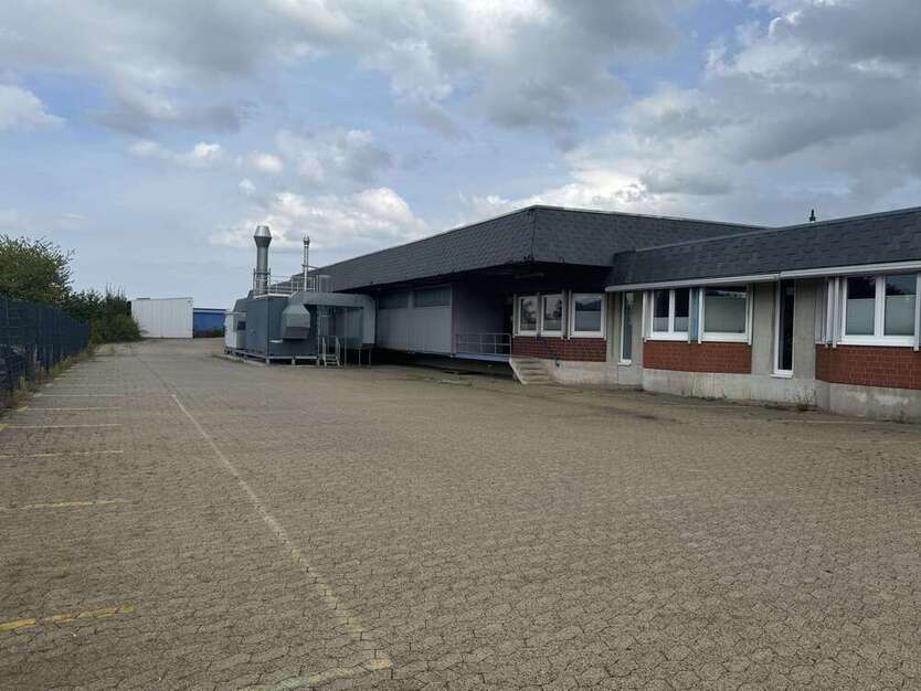 Halle in Goslar 2.500.000 € 4566 m²