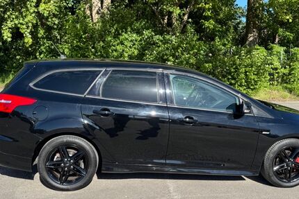 Ford Focus 87.600 km 10.600 &euro; Salzgitter 38229