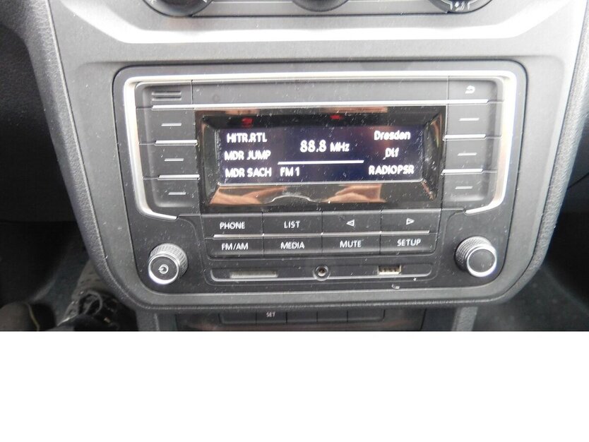 VW Caddy Maxi Abt-e Elektrik DSG Automatik Klima 19.100 km 14.990 € Vordorf 38533