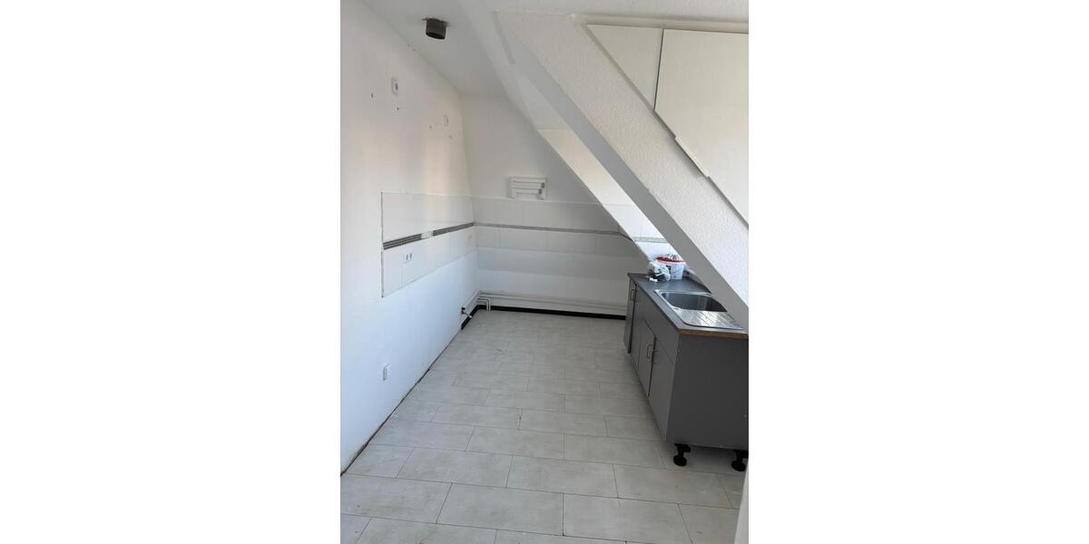 Dachgeschoßwohnung Hildesheim Itzum-Marienburg - 4 Zimmer, 88 m&sup2;, 1.050&euro; | Angebot:24614311