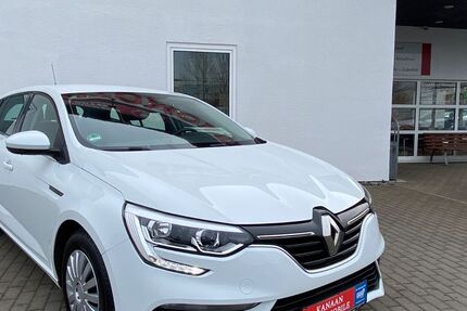 Renault Megane 88.000 km 6.990 &euro; Goslar 38644
