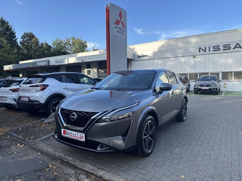 Nissan Qashqai 47.005 km 26.880 € Braunschweig 38126