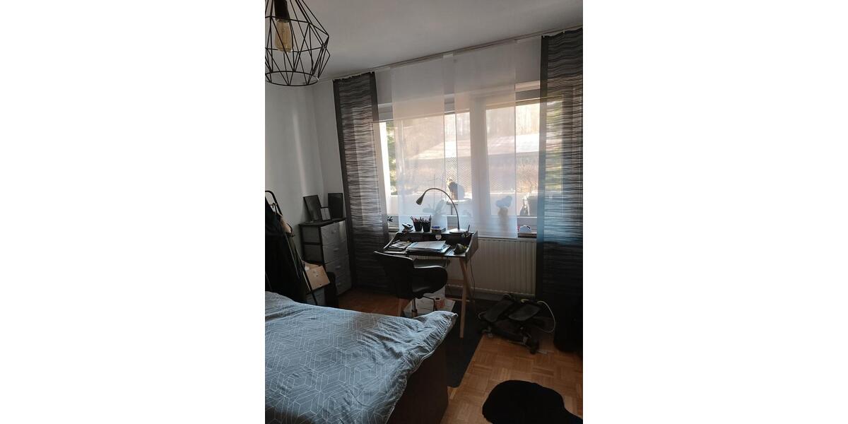 Etagenwohnung Hildesheim Bockfeld - 3 Zimmer, 80 m&sup2;, 200.000&euro; | Angebot:25976120