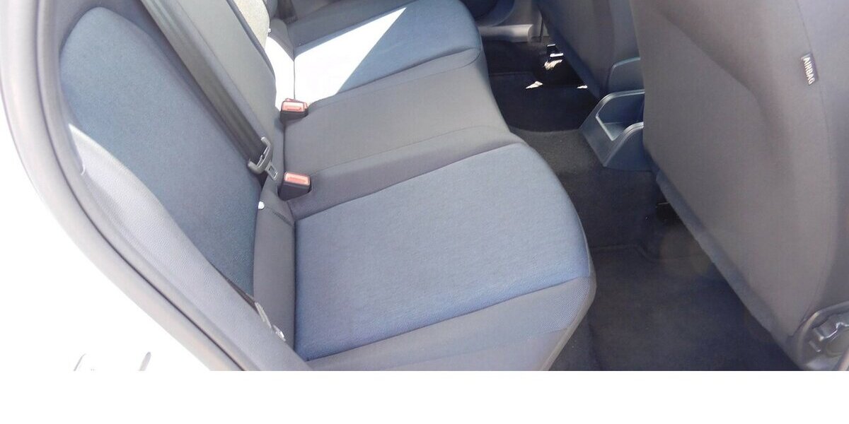 Seat Arona 1.0 FR-Line TSI BMT Navi Klima Alu 30.000 km 16.690 &euro; Vordorf 38533
