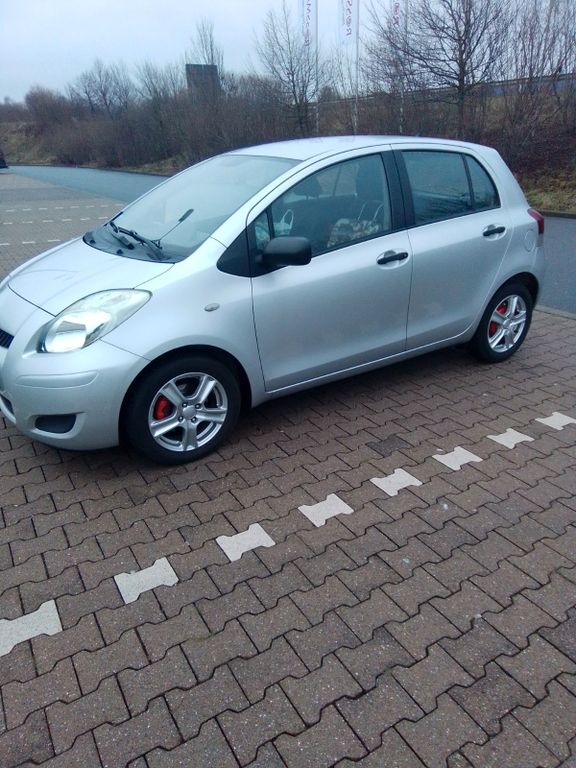 Yaris