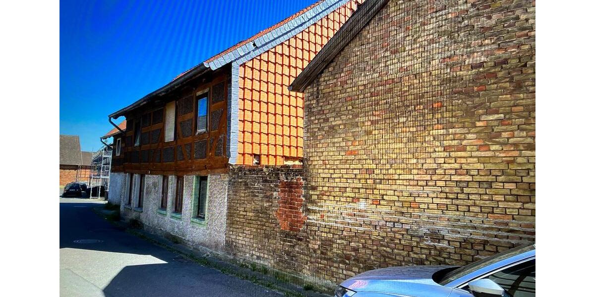 Mehrfamilienhaus, Wohnhaus Wolfenbüttel Adersheim - 10 Zimmer, 280 m&sup2;, 141.000&euro; | Angebot:25257209