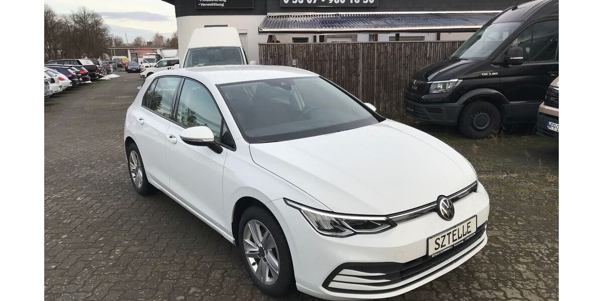 VW Golf 105.878 km 13.999 &euro; Braunschweig 38110