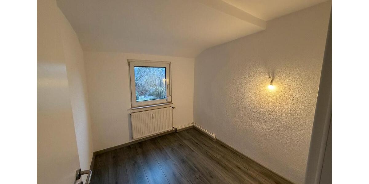 Doppelhaushälfte Braunschweig Wabe-Schunter-Beberbach - 3 Zimmer, 90 m&sup2;, 1.650&euro; | Angebot:25164037