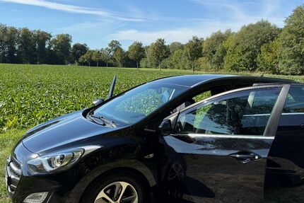 Hyundai i30 132.230 km 9.999 &euro; Salzgitter 38228