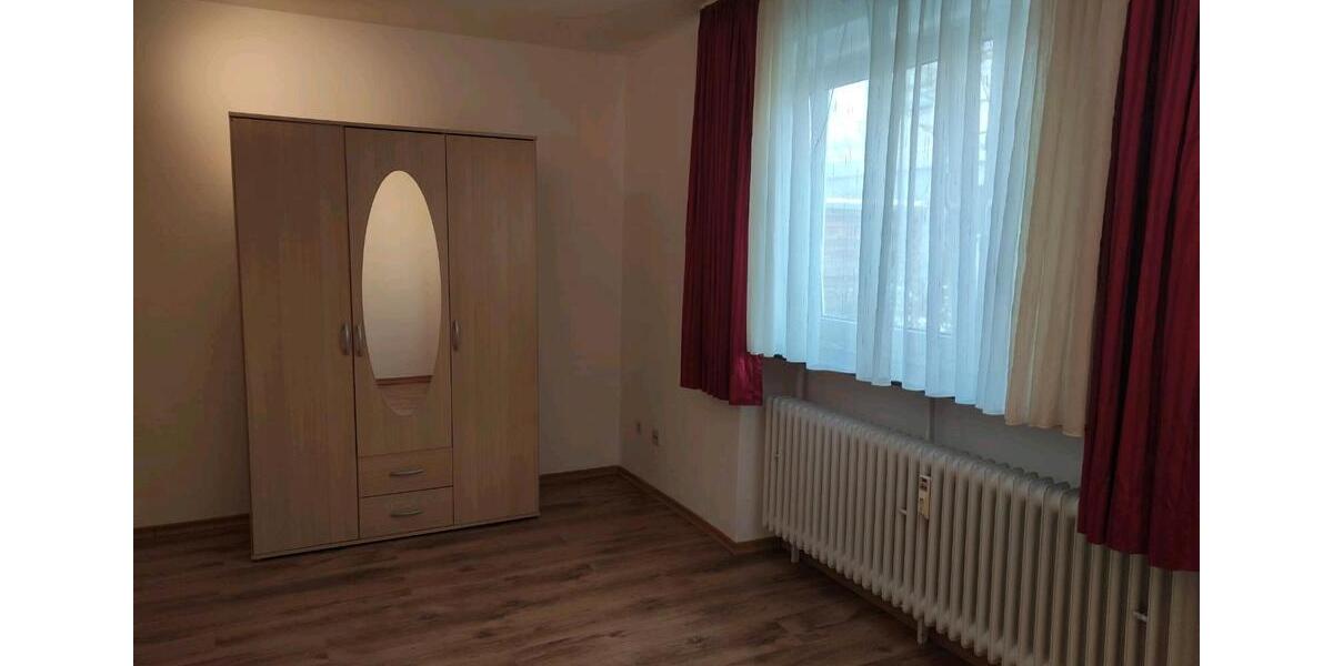 Etagenwohnung Braunschweig Broitzem - 1 Zimmer, 30 m&sup2;, 510&euro; | Angebot:27583573