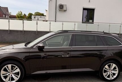 Skoda Superb 181.131 km 14.999 &euro; Salzgitter-Lebenstedt 38226