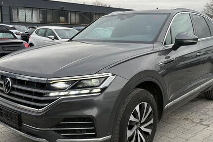 VW Touareg 154.428 km 35.990 &euro; Vechelde 38159