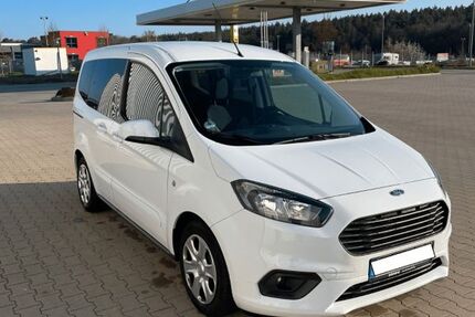 Ford Tourneo Courier 122.000 km 6.500 &euro; Braunschweig 38114