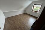 Etagenwohnung Lengede - 6 Zimmer, 151 m&sup2;, 1.350&euro; | Angebot:25293036