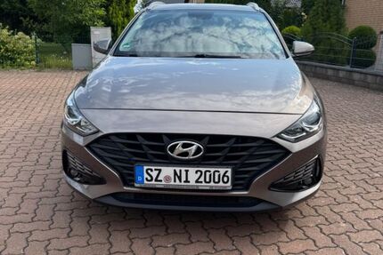Hyundai i30 162.000 km 8.500 &euro; Salzgitter 38228