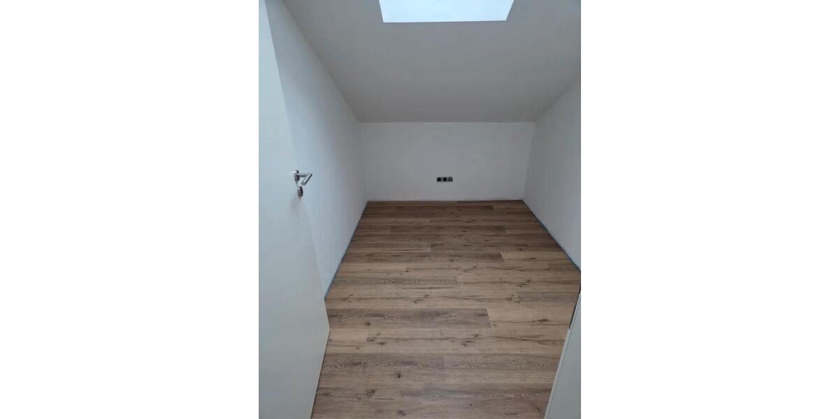 Dachgeschoßwohnung Peine Peine Kernstadt - 2 Zimmer, 79 m&sup2;, 1.195&euro; | Angebot:24812690