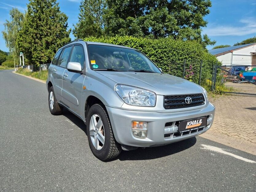 RAV 4
