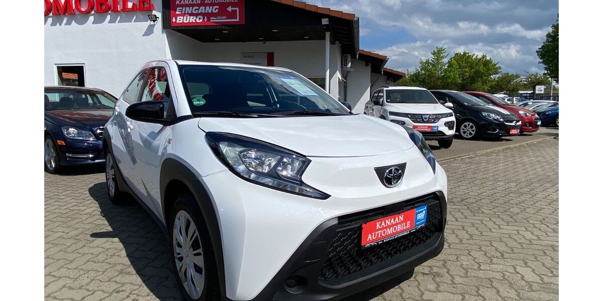 Toyota Aygo (X) 21.000 km 10.900 &euro; Goslar 38644