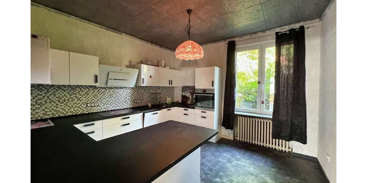 Saniertes Objekt mit großer Scheune 9 zimmer