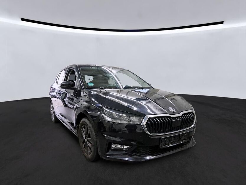 Skoda Fabia 85.000 km 13.990 € Peine 31228