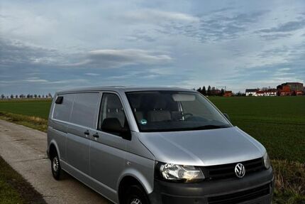 VW T5 Transporter 289.000 km 7.999 &euro; Schellerten 31174