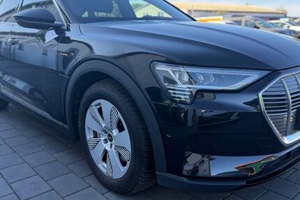 Audi e-tron 22.700 km 30.290 € Ilsede 31246