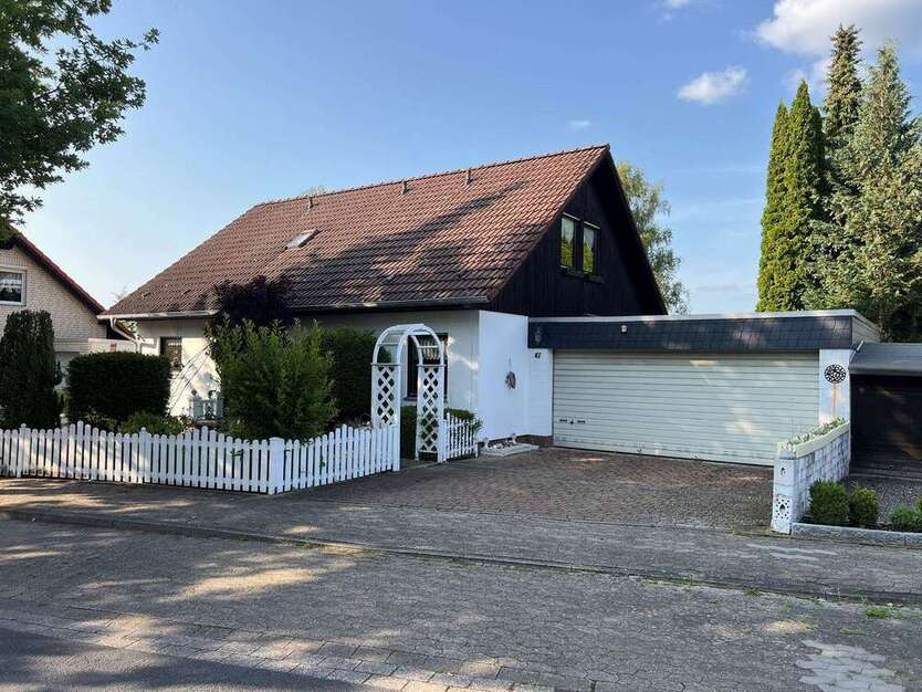 Haus zum Kaufen in Salzgitter OT Gebhardshagen 265.000 € 183 m²