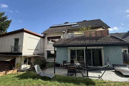 Haus zum Kaufen in Hildesheim 654.000 € 300 m² 11 zimmer
