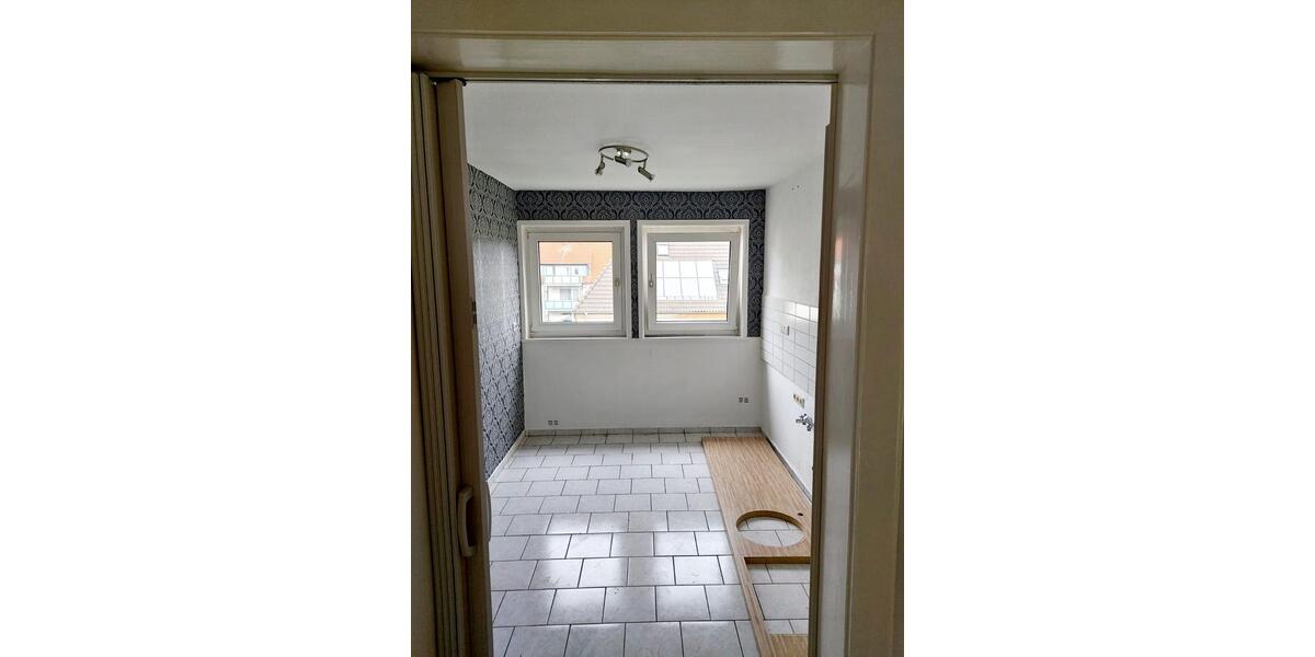Dachgeschoßwohnung Braunschweig Wabe-Schunter-Beberbach - 3 Zimmer, 80 m&sup2;, 750&euro; | Angebot:26043012