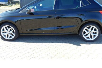 Seat Ibiza 1.0 FR-Line TSI BMT 4Trg Navi Klima 23.900 km 16.390 € Vordorf 38533