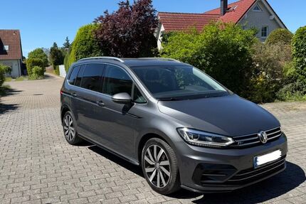 VW Touran 149.000 km 15.900 &euro; Braunschweig 38126