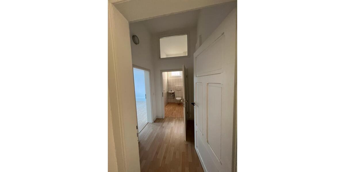 Hochparterre Hildesheim - 4 Zimmer, 103 m&sup2;, 1.140&euro; | Angebot:26233635