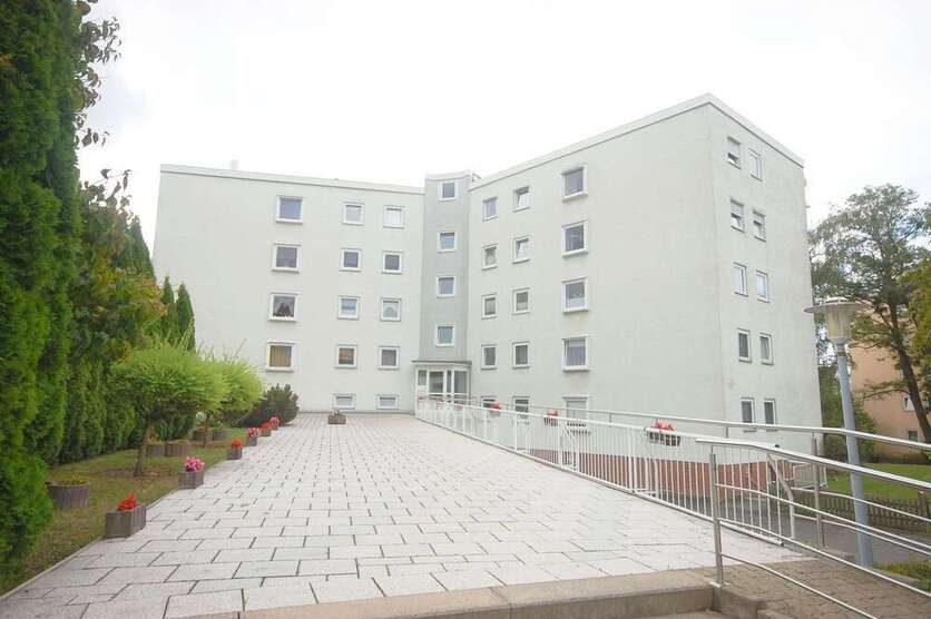 Wohnung zum Kaufen in Wolfenbüttrl 166.000 € 94 m²