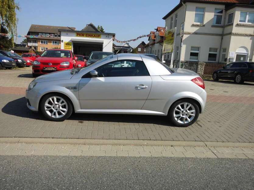 Opel Tigra 163.387 km 2.800 € Giesen 31180