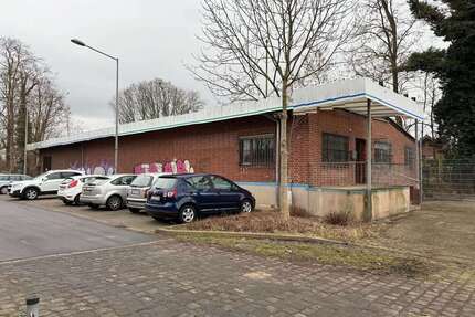 Halle in Pulheim 2.150 € 231 m²