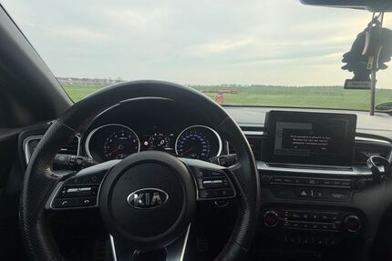 Kia pro ceed / ProCeed 108.902 km 13.800 &euro; Braunschweig 38120