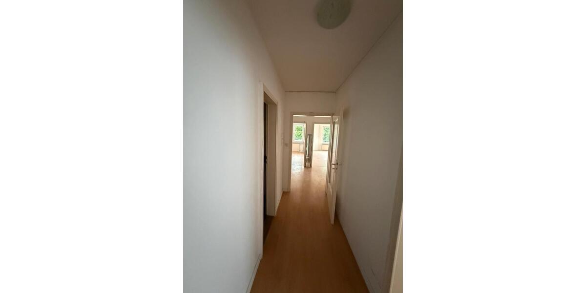 Etagenwohnung Salzgitter - 5 Zimmer, 110 m&sup2;, 1.400&euro; | Angebot:26497045