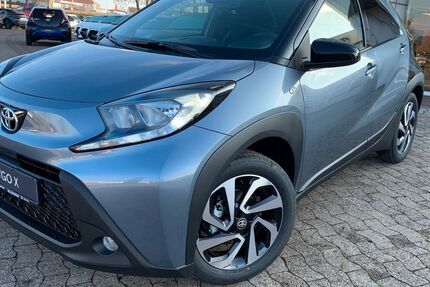 Toyota Aygo (X) 1.900 km 18.990 &euro; Hildesheim 31137