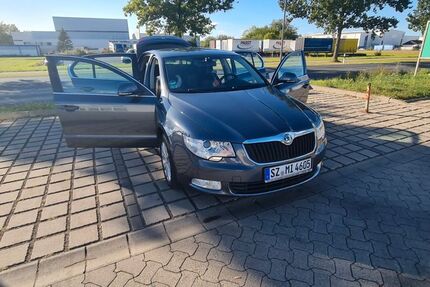 Skoda Superb 192.000 km 4.300 &euro; Salzgitter Lebenstedt 38226