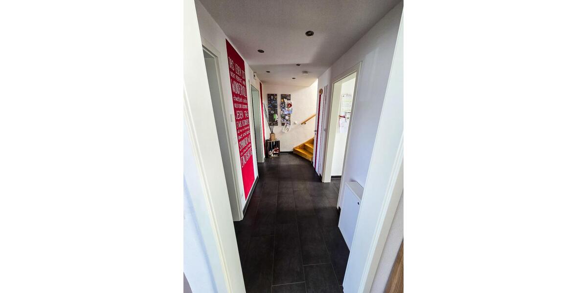 Reihenhaus Salzgitter - 3 Zimmer, 94 m&sup2;, 280.000&euro; | Angebot:26712443