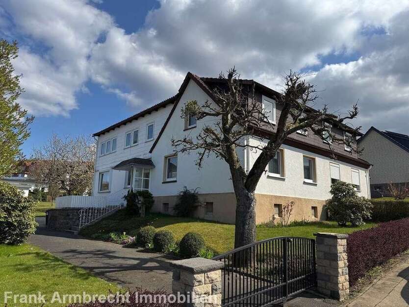 Haus zum Kaufen in Seesen 169.000 € 135 m²