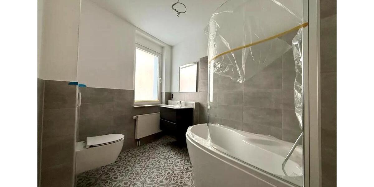 Bauernhaus mit Altbau-Charme: Erstbezug nach Sanierung, 179 m2 8 zimmer