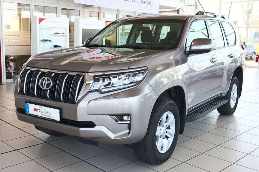 Land Cruiser