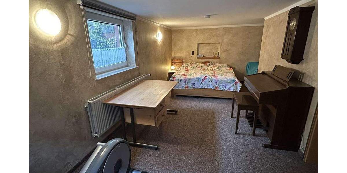 Mehr Raum als gedacht - Doppelhaushälfte mit 2 Carports, ausgebautem Spitzboden & Südwestterrasse 5 zimmer
