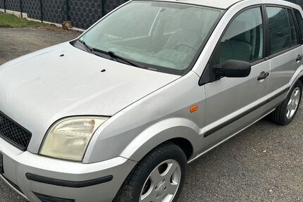 Ford Fusion 162.000 km 650 € Salzgitter 38229