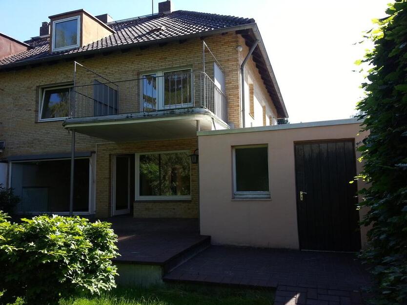Großes 180qm Haus in exklusiver Lage: nah an der Innenstadt und doch im Grünen