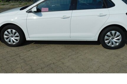 VW Polo 1.0 Life MPI BMT 4Trg Klima Navi LED 13.000 km 15.990 € Vordorf 38533