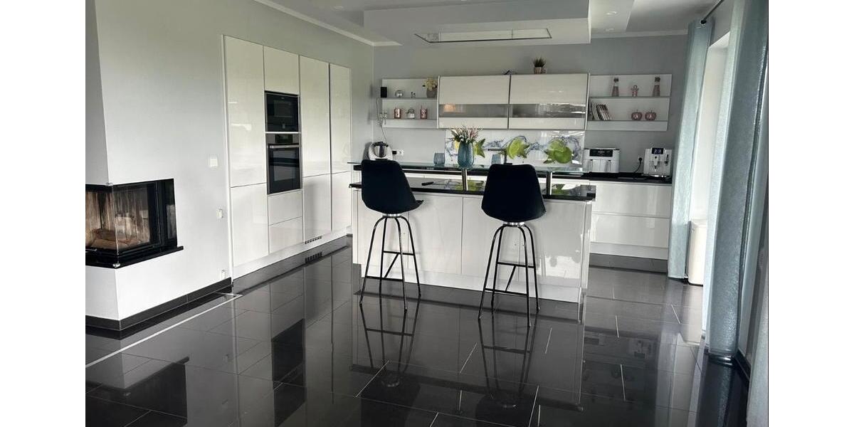 Einfamilienhaus Hohenhameln - 7 Zimmer, 211 m&sup2;, 733.000&euro; | Angebot:26769986