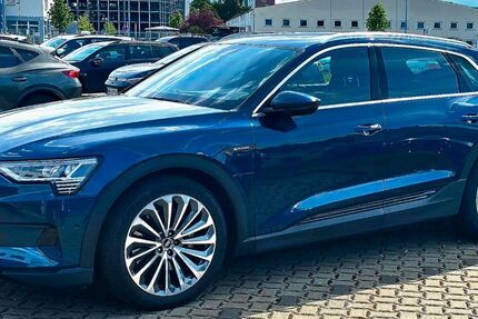 Audi e-tron 54.810 km 31.999 &euro; Meine 38527