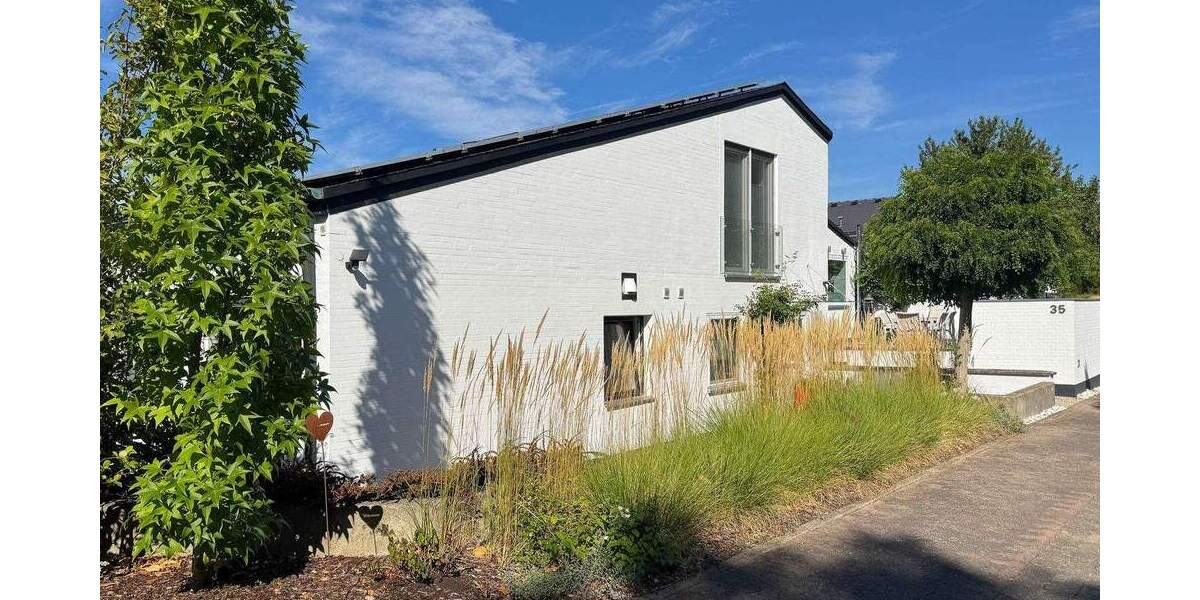 Einfamilienhaus Braunschweig Kanzlerfeld - 6 Zimmer, 252 m&sup2;, 850.000&euro; | Angebot:23948290